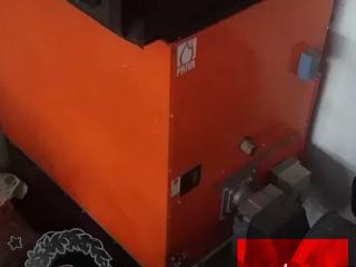 Piec nadmuchowy na olej opałowy /233kW/ gorące powietrze